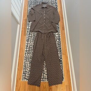 Stylish Brown Patterned Women's Blouse and Pants Set